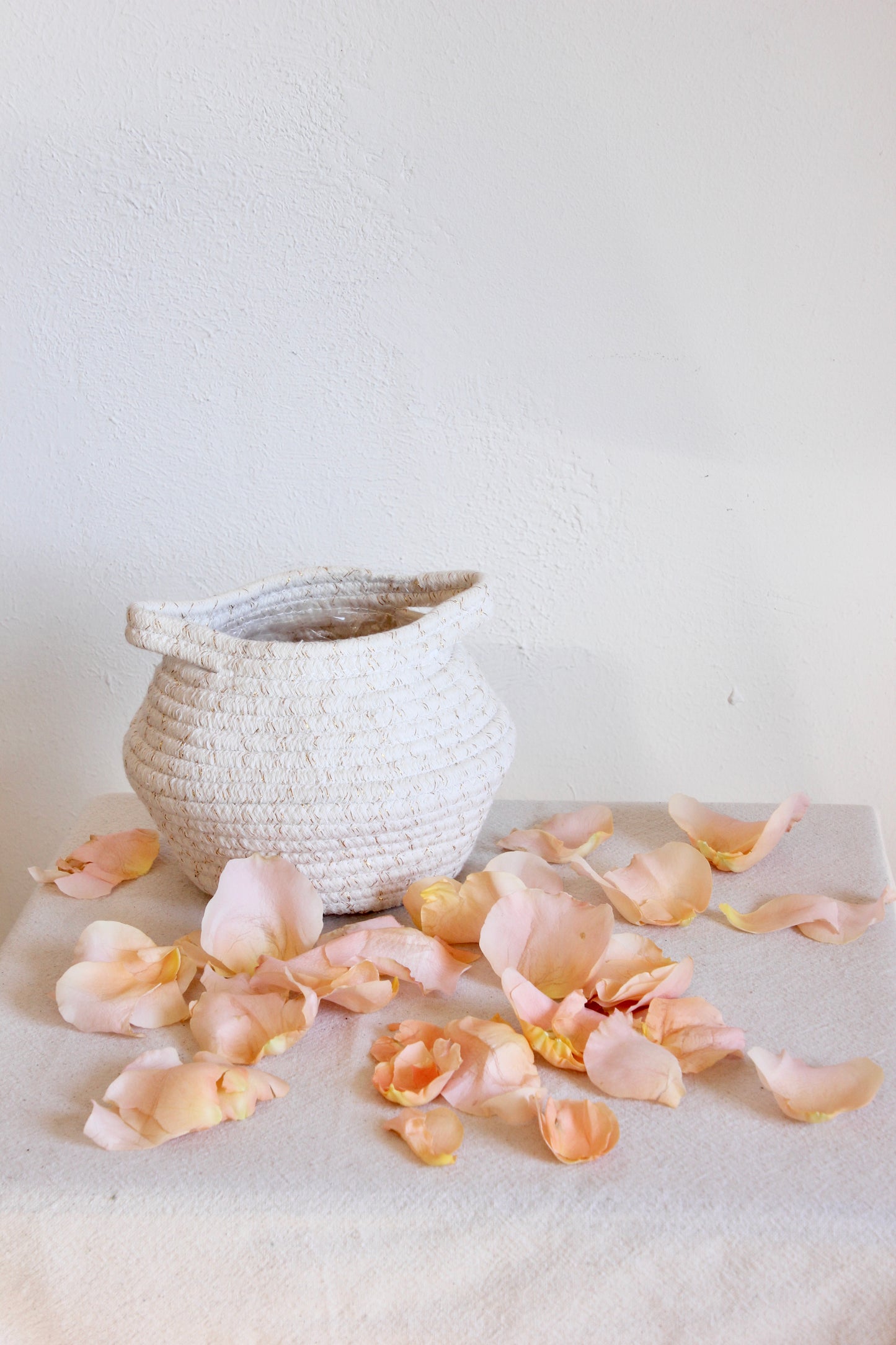 Toss Petals