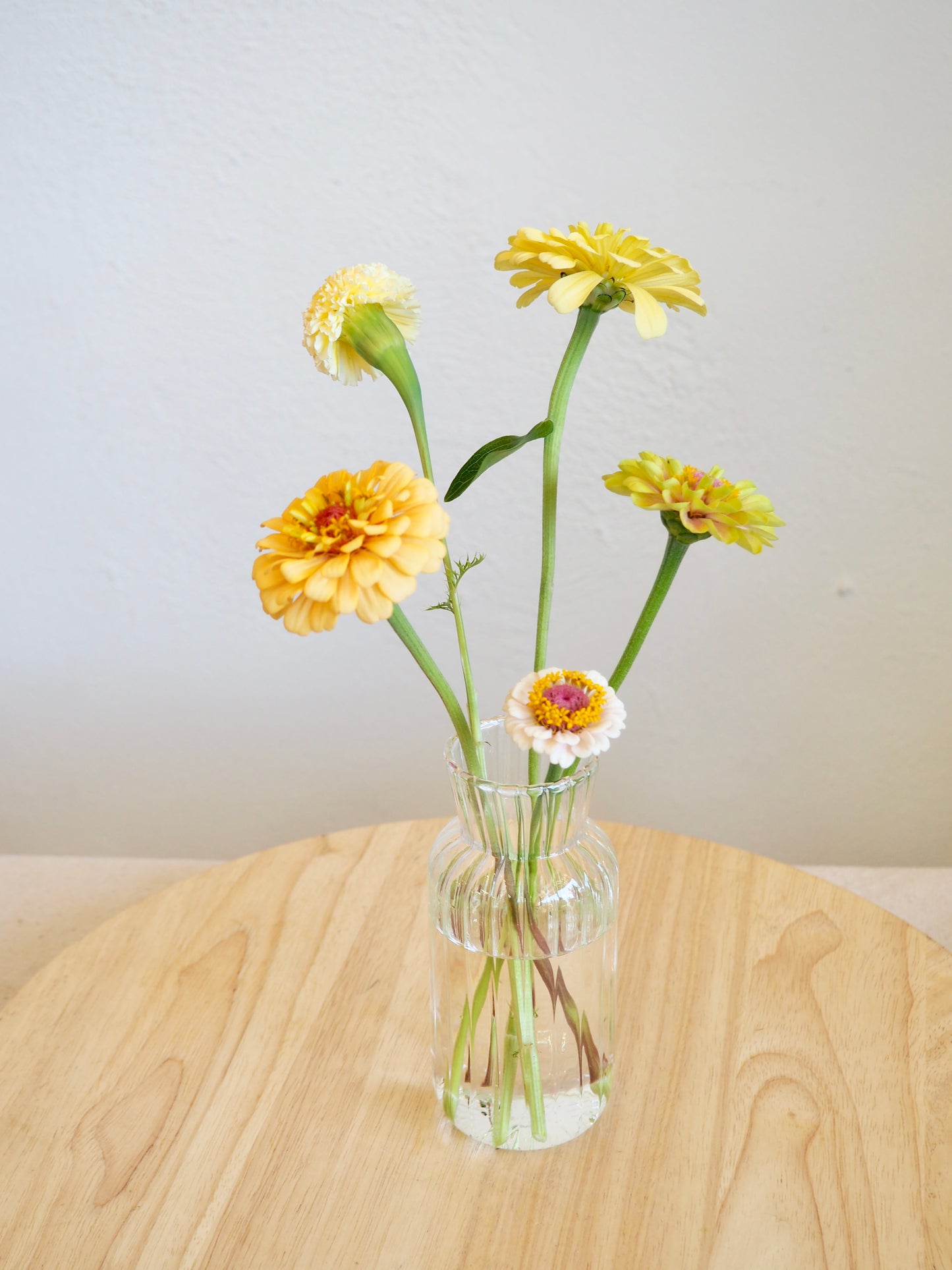 Bud vase