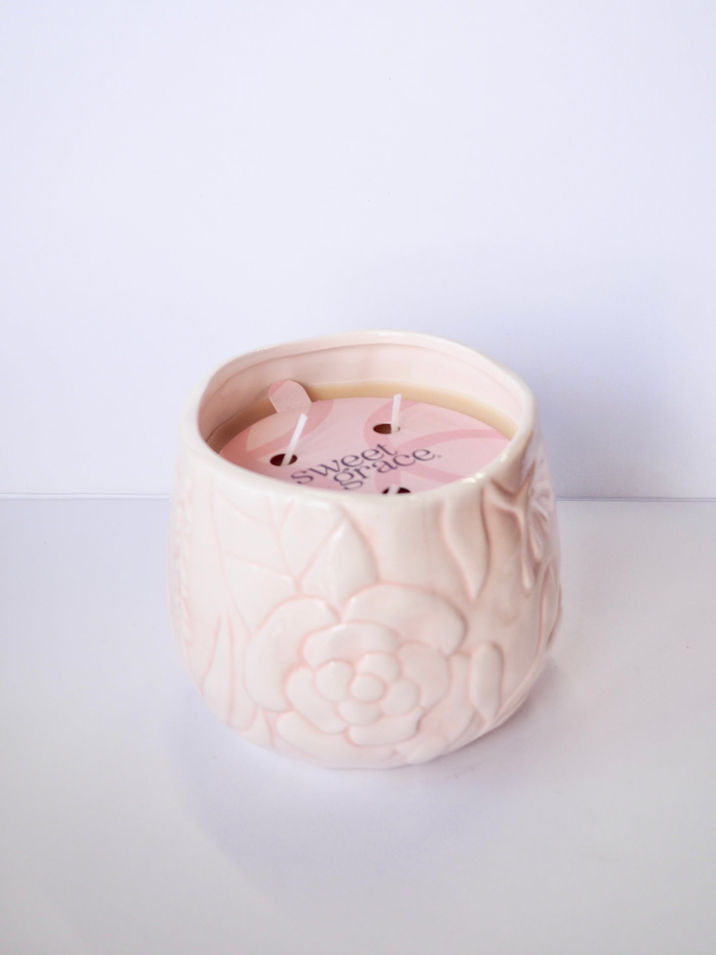 Sweet Grace Ceramic Rose Candle