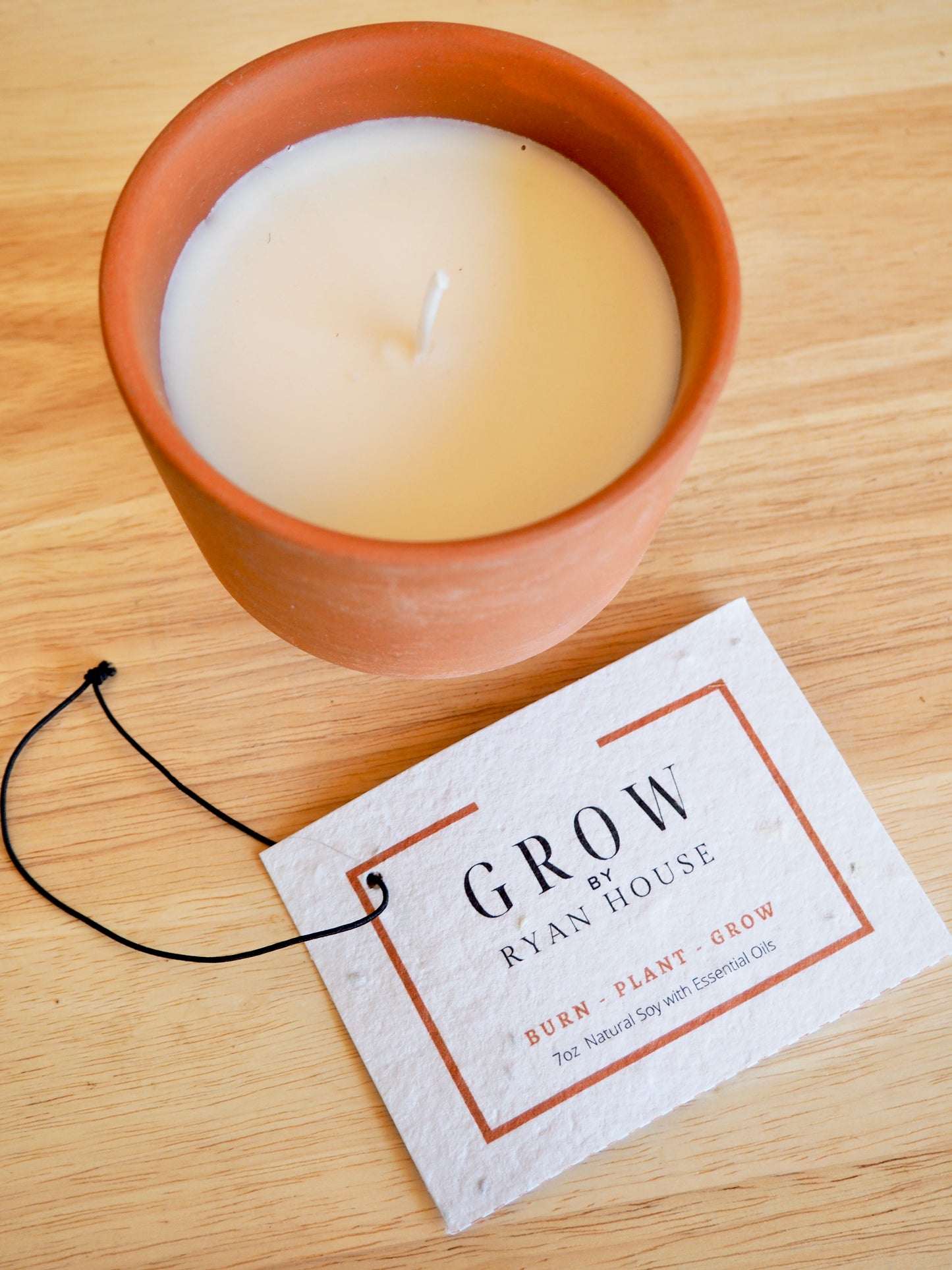 Grow by Ryan House Candle 'Palo Santo'