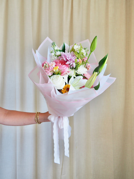 Medium Presentation Bouquet