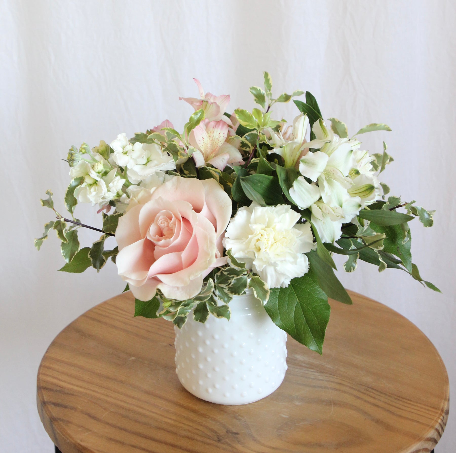 Flower Arrangements – The Flower Shop
